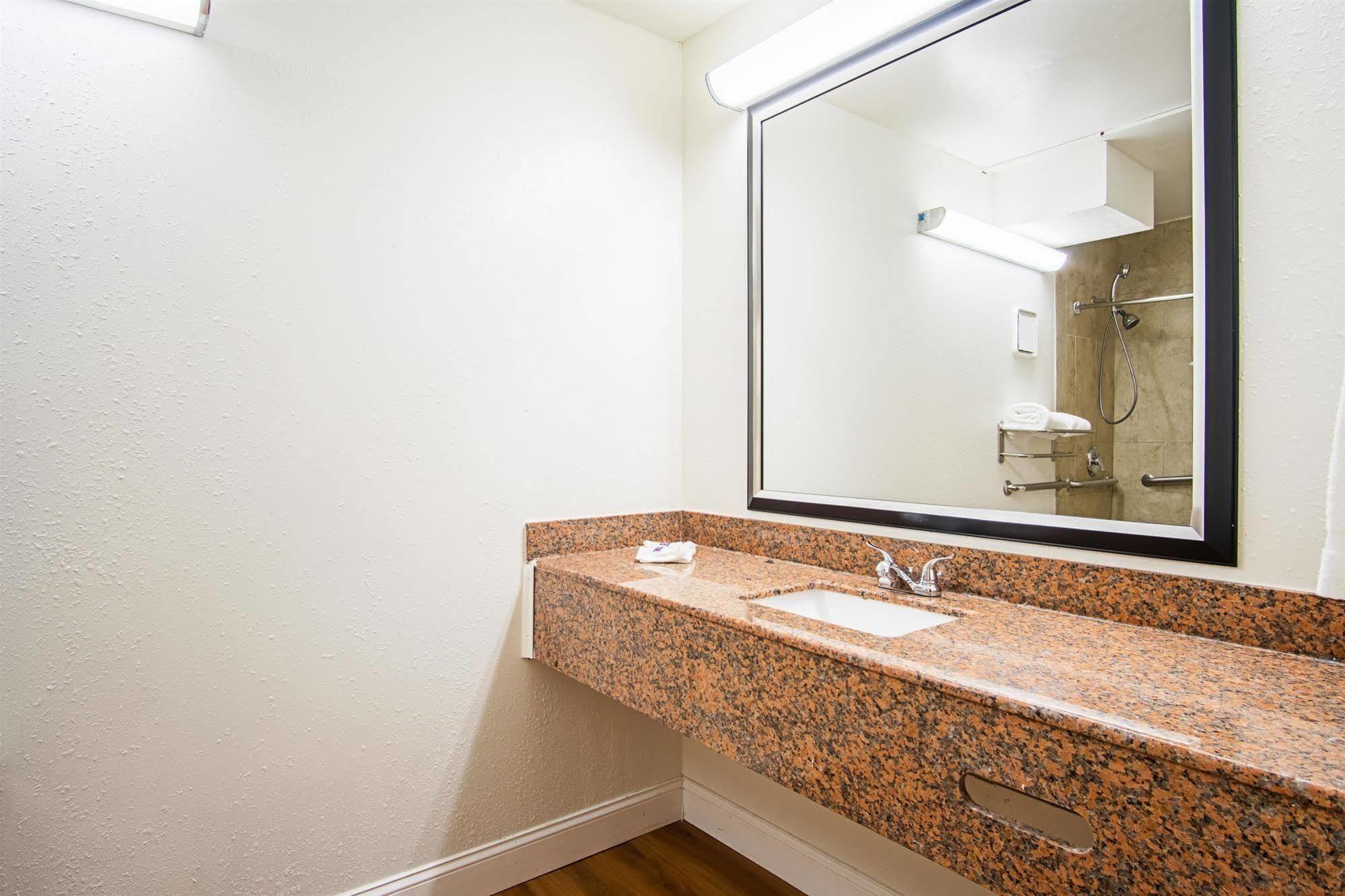 Red Roof Inn Monteagle - I-24 Ngoại thất bức ảnh